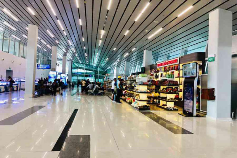 Khu lầu 1 sân bay Phú Quốc